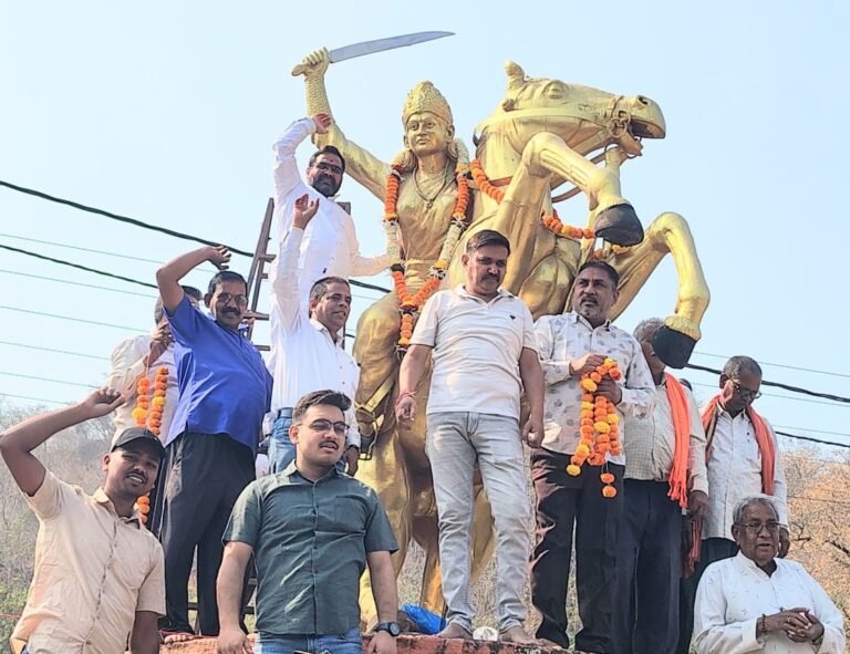 डोंगरगढ़-विष्णु लोधी वीरांगना महारानी अवंती बाई लोधी के बलिदान दिवस पर की श्रद्धांजलि अर्पित