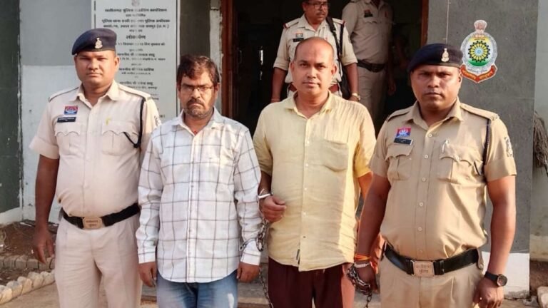 Dongargarh: सरकारी नौकरी लगाने के नाम पर 34 लोगों से लगभग 1.5 करोड़ रुपये की ठगी….