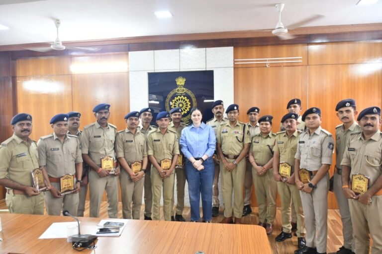 ‘‘एक भारत — श्रेष्ठ भारत’’ कार्यक्रम के तहत गुजरात पुलिस का राजनांदगांव रेंज भ्रमण पूरा
