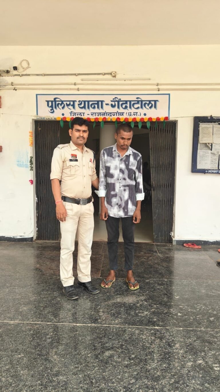हार्वेस्टर वाहन द्वारा बिजली पोल तोड़ने वाले चालक को किया गया गिरफ्तार